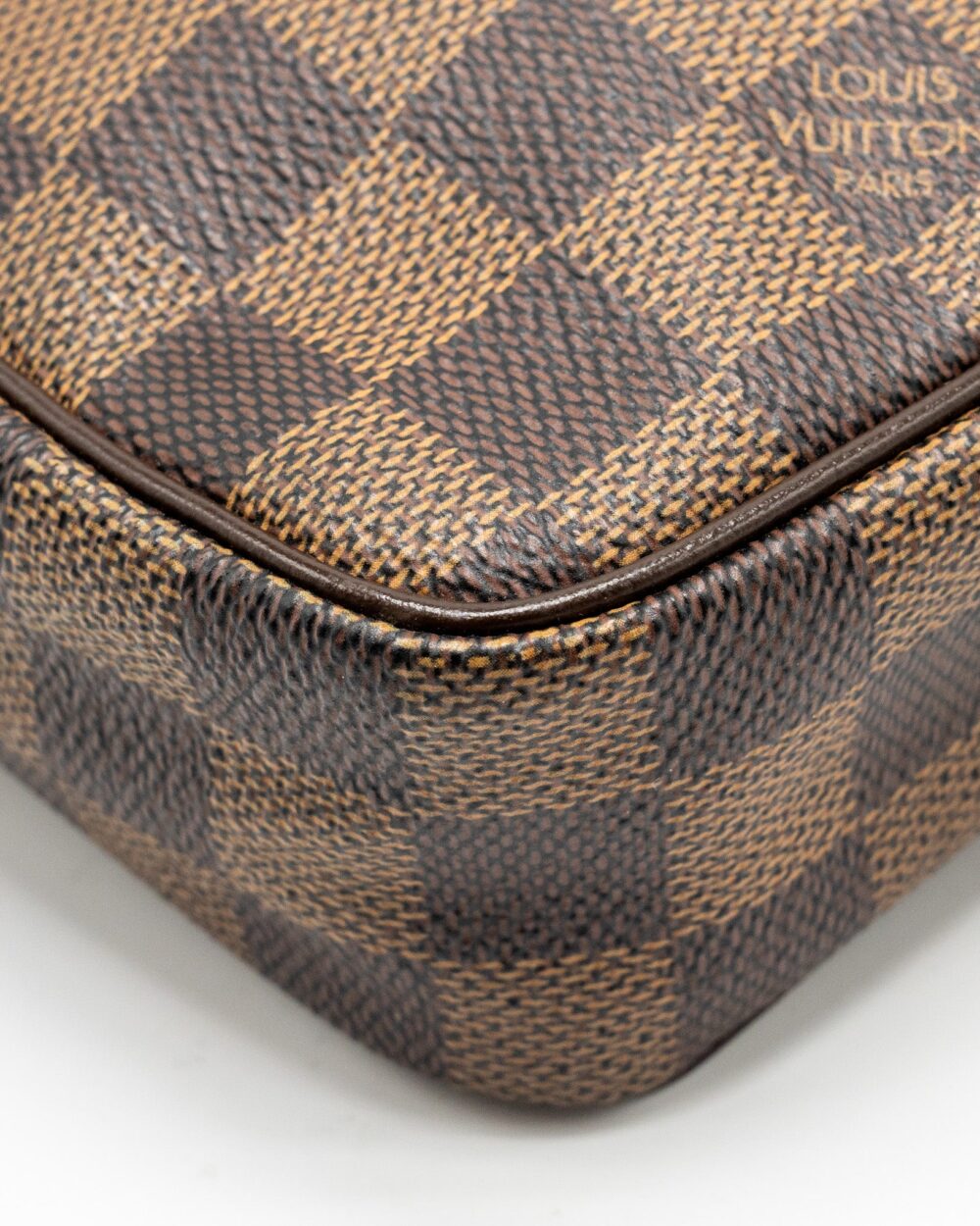 AAA Replica Louis Vuitton LV POUCH DAMIER EBENE GHW