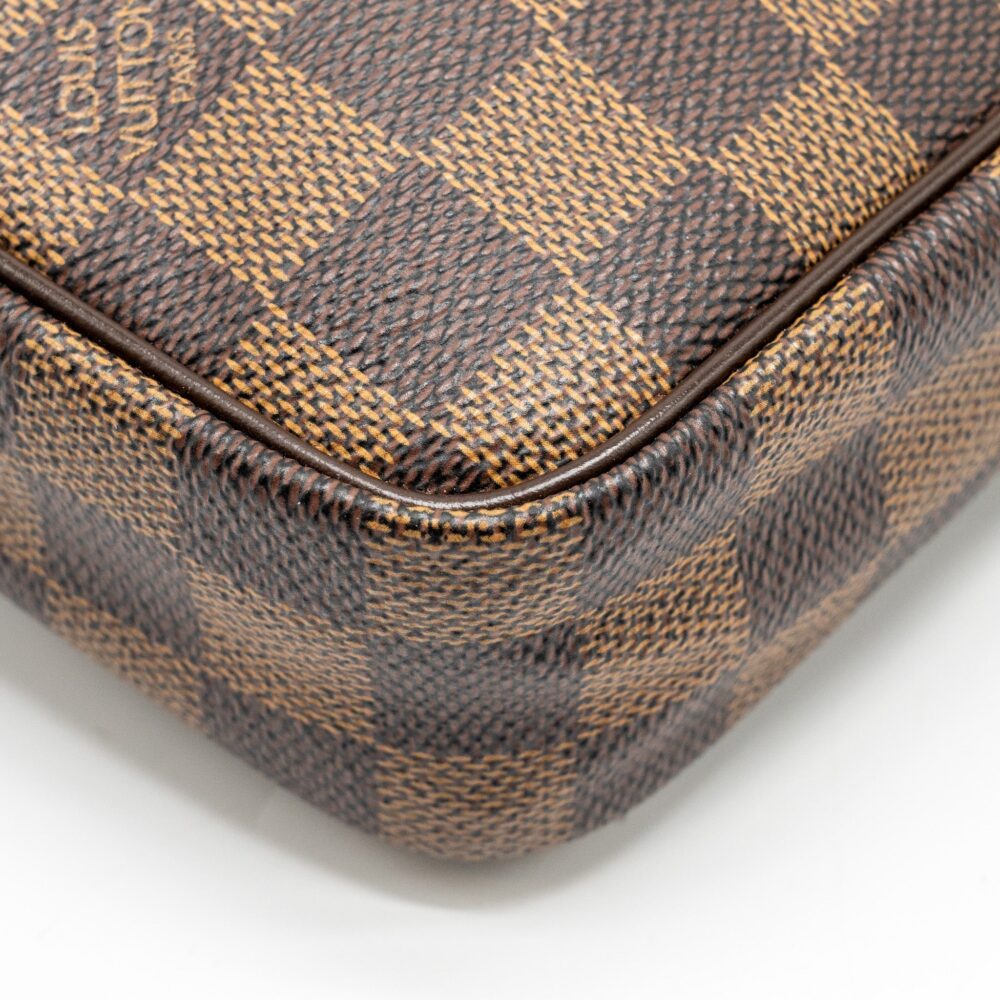 AAA Replica Louis Vuitton LV POUCH DAMIER EBENE GHW