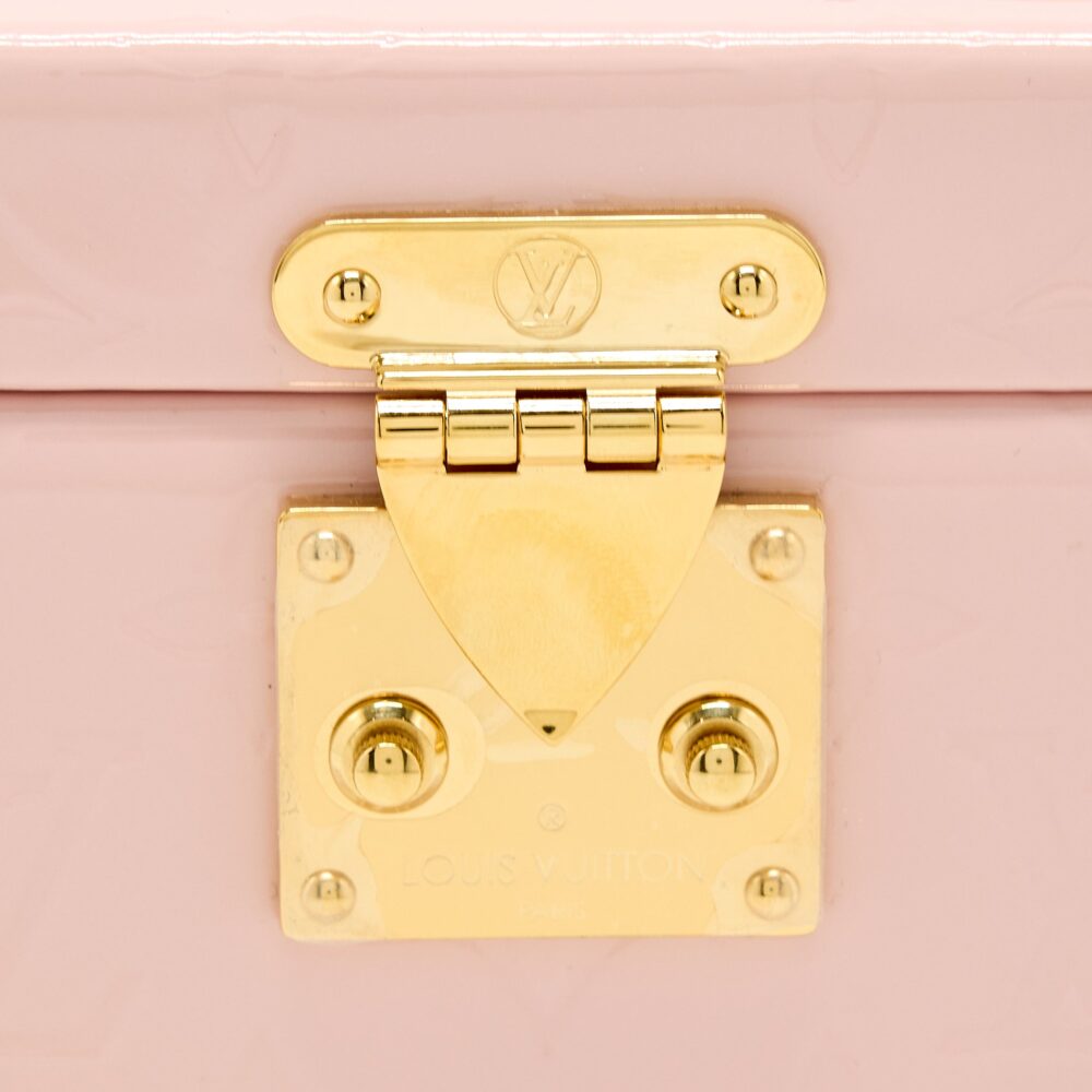 AAA Replica Louis Vuitton LV BLEECKER BOX BAG VERNIS PINK GHW