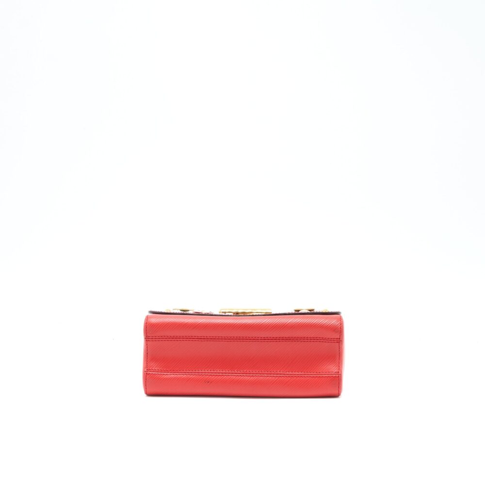 AAA Replica Louis Vuitton LV TWIST MM EPI RED GHW