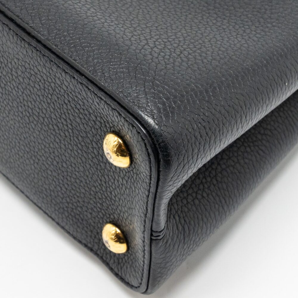 AAA Replica Louis Vuitton LV CAPUCINES MM CALFSKIN BLACK GHW