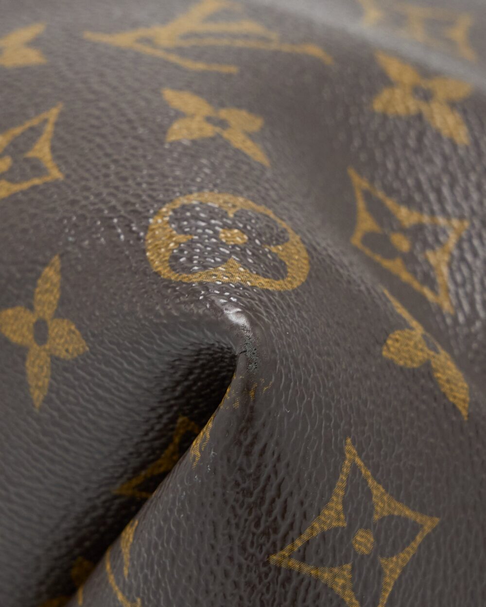 AAA Replica Louis Vuitton LV SULLY MM MONOGRAM CANVAS GHW