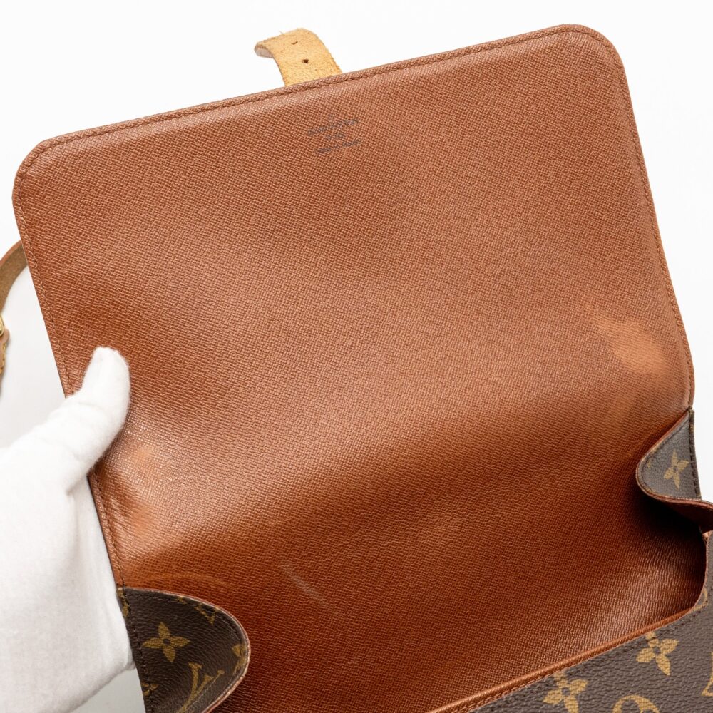 AAA Replica Louis Vuitton LV VINTAGE MESSENGER CROSSBODY BAG MONOGRAM CANVAS GHW