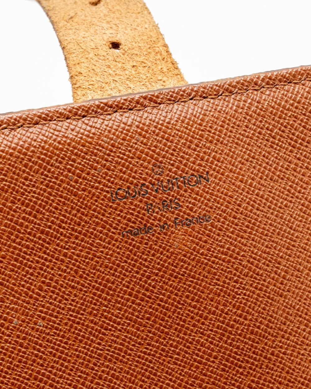 AAA Replica Louis Vuitton LV VINTAGE MESSENGER CROSSBODY BAG MONOGRAM CANVAS GHW