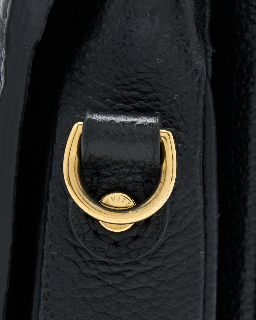 AAA Replica Louis Vuitton LV POCHETTE MÉTIS MONOGRAM EMPREINTE BLACK GHW