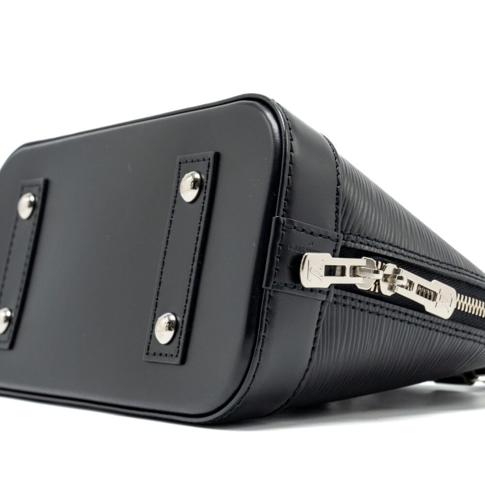 AAA Replica Louis Vuitton LV ALMA BB EPI BLACK SHW