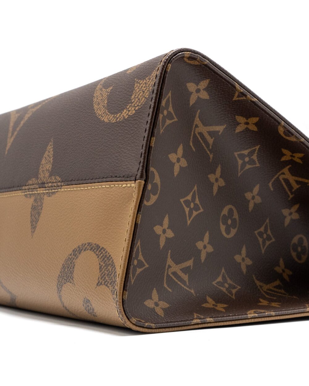 AAA Replica Louis Vuitton LV ONTHEGO MM MONOGRAM CANVAS GHW