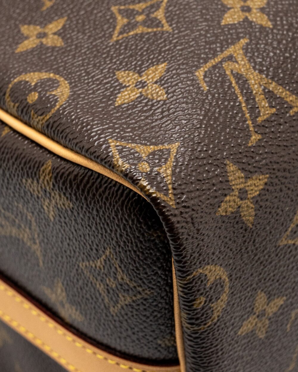 AAA Replica Louis Vuitton LV SPEEDY BANDOULIERE 25 MONOGRAM CANVAS GHW