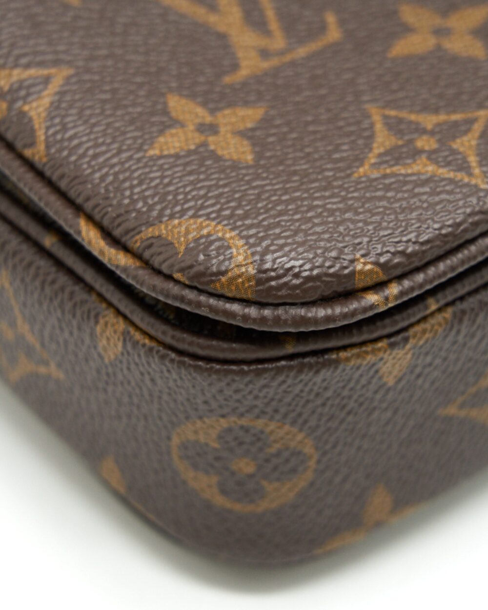 AAA Replica Louis Vuitton LV POCHETTE METIS MONOGRAM CANVAS