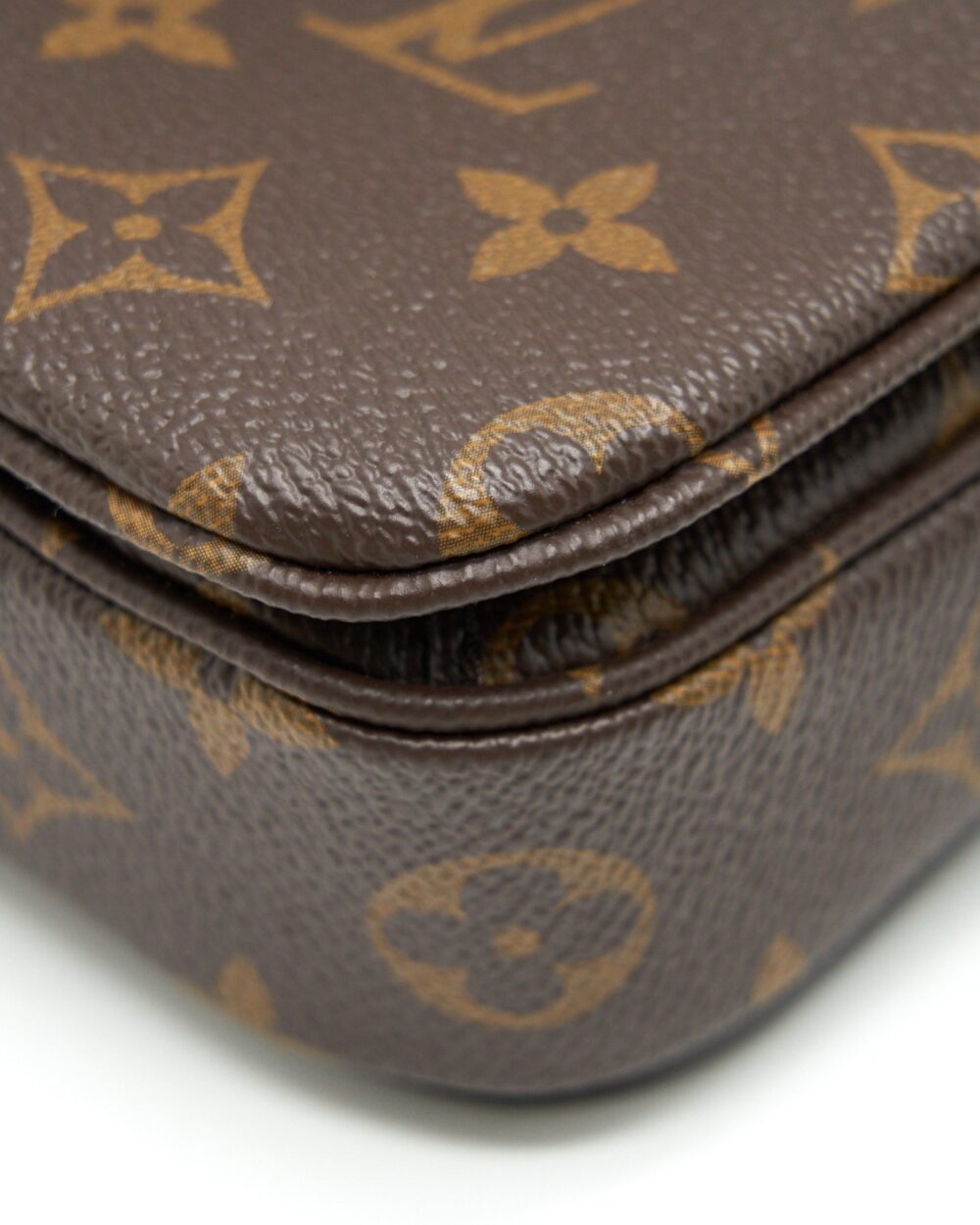AAA Replica Louis Vuitton LV POCHETTE METIS MONOGRAM CANVAS