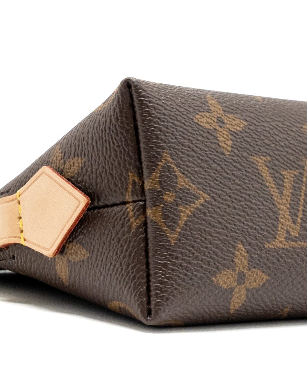 AAA Replica Louis Vuitton LV COSMETIC POUCH MONOGRAM CANVAS GHW