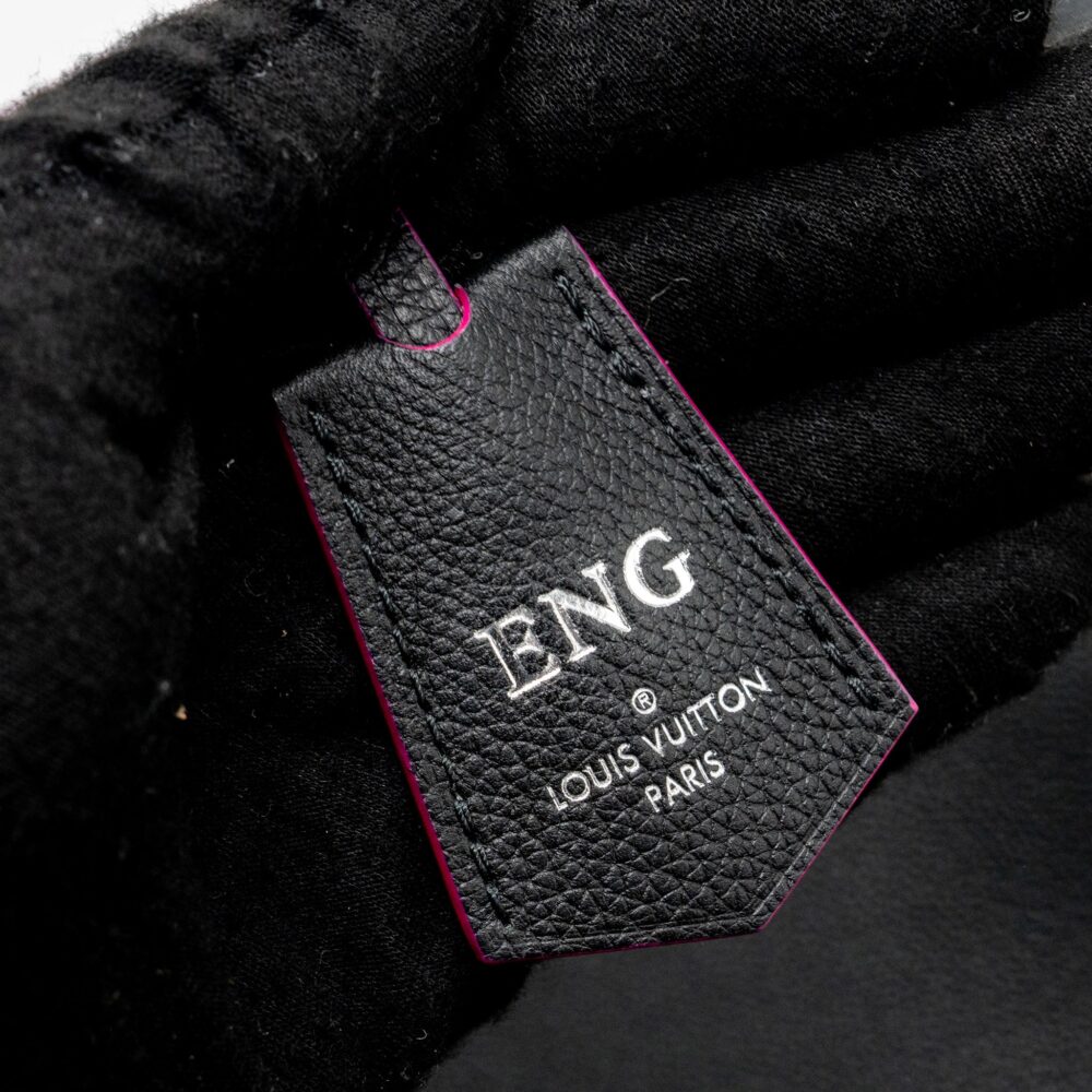 AAA Replica Louis Vuitton LV LOCKME BUCKET BAG CALFSKIN BLACK/PINK SHW