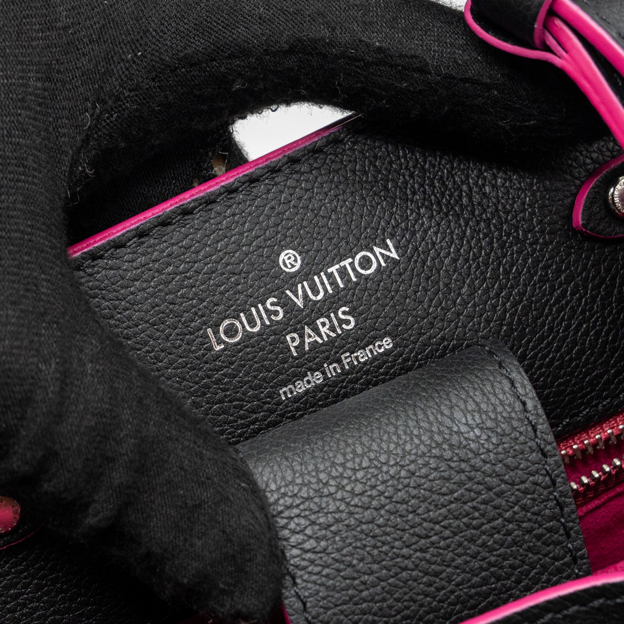 AAA Replica Louis Vuitton LV LOCKME BUCKET BAG CALFSKIN BLACK/PINK SHW