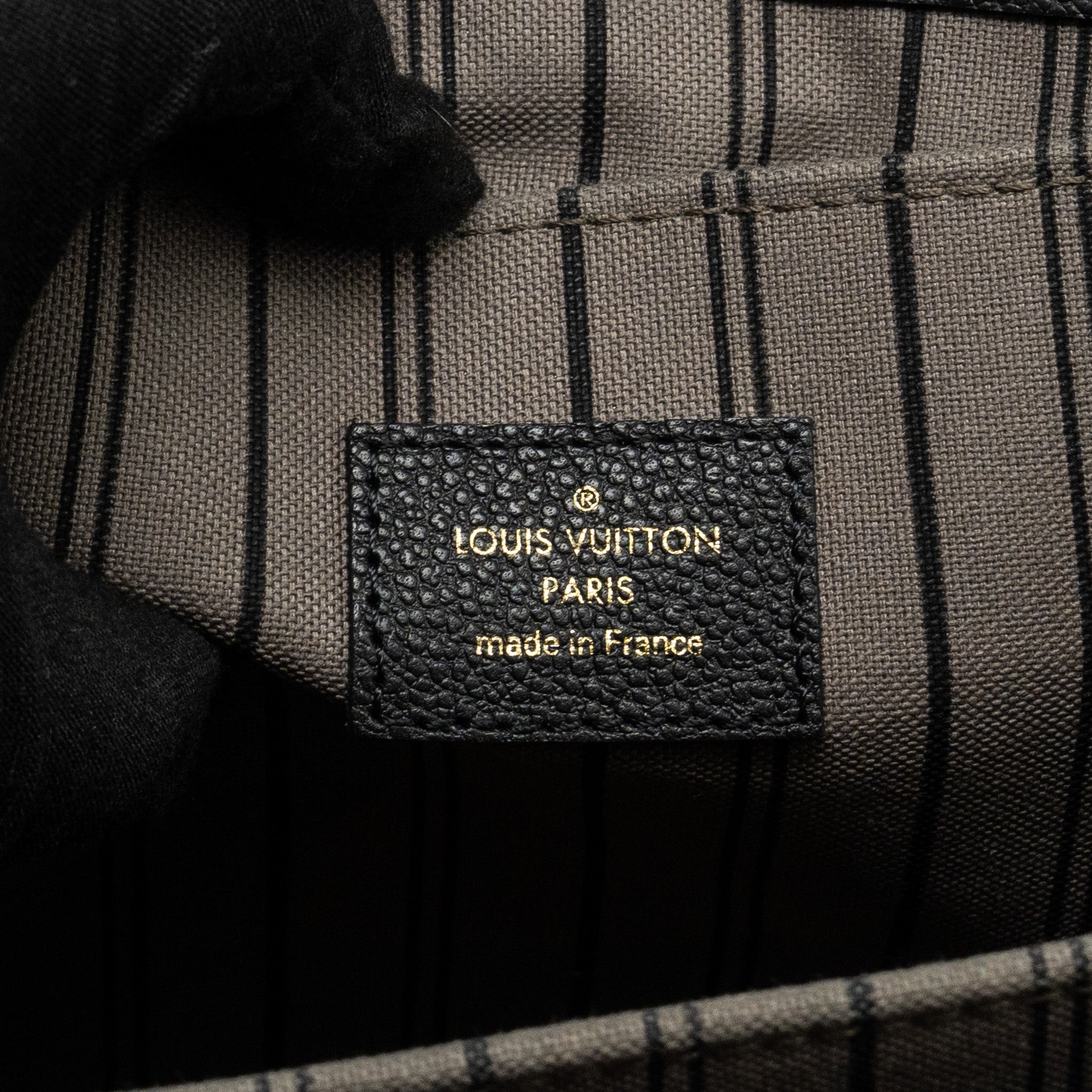AAA Replica Louis Vuitton LV POCHETTE METIS MONOGRAM EMPREINTE BLACK GHW