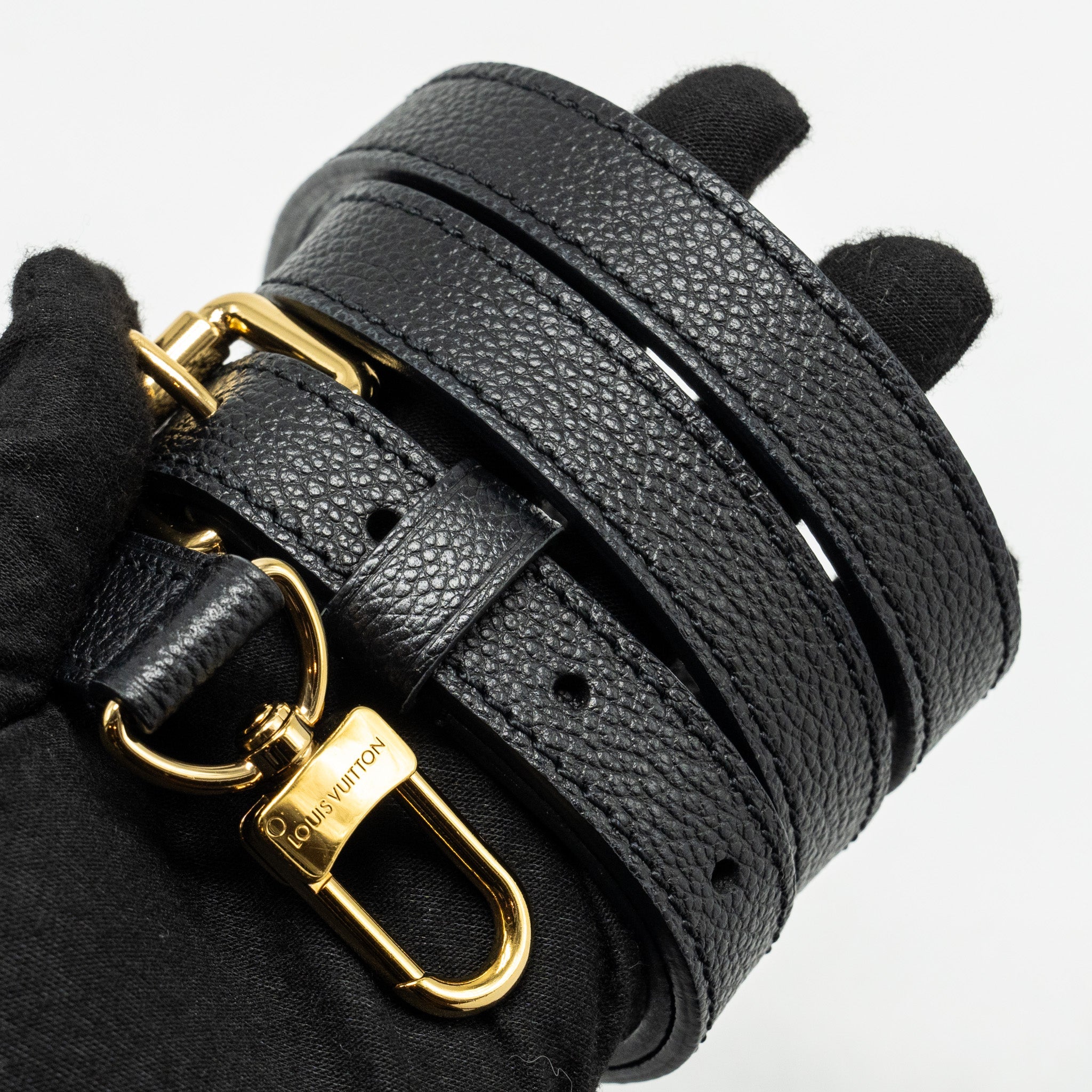 AAA Replica Louis Vuitton LV POCHETTE METIS MONOGRAM EMPREINTE BLACK GHW