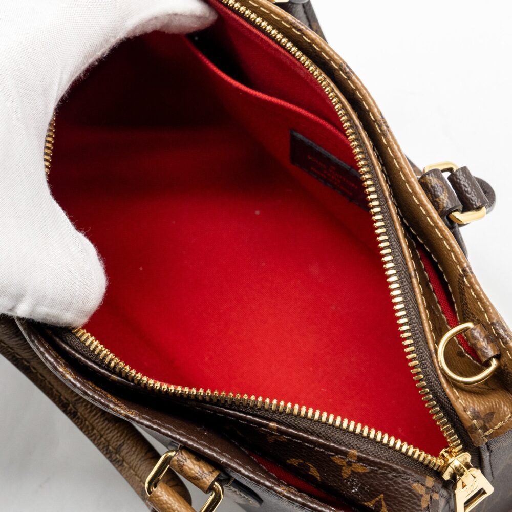 AAA Replica Louis Vuitton LV ONTHEGO EAST WEST MONOGRAM REVERSE GHW
