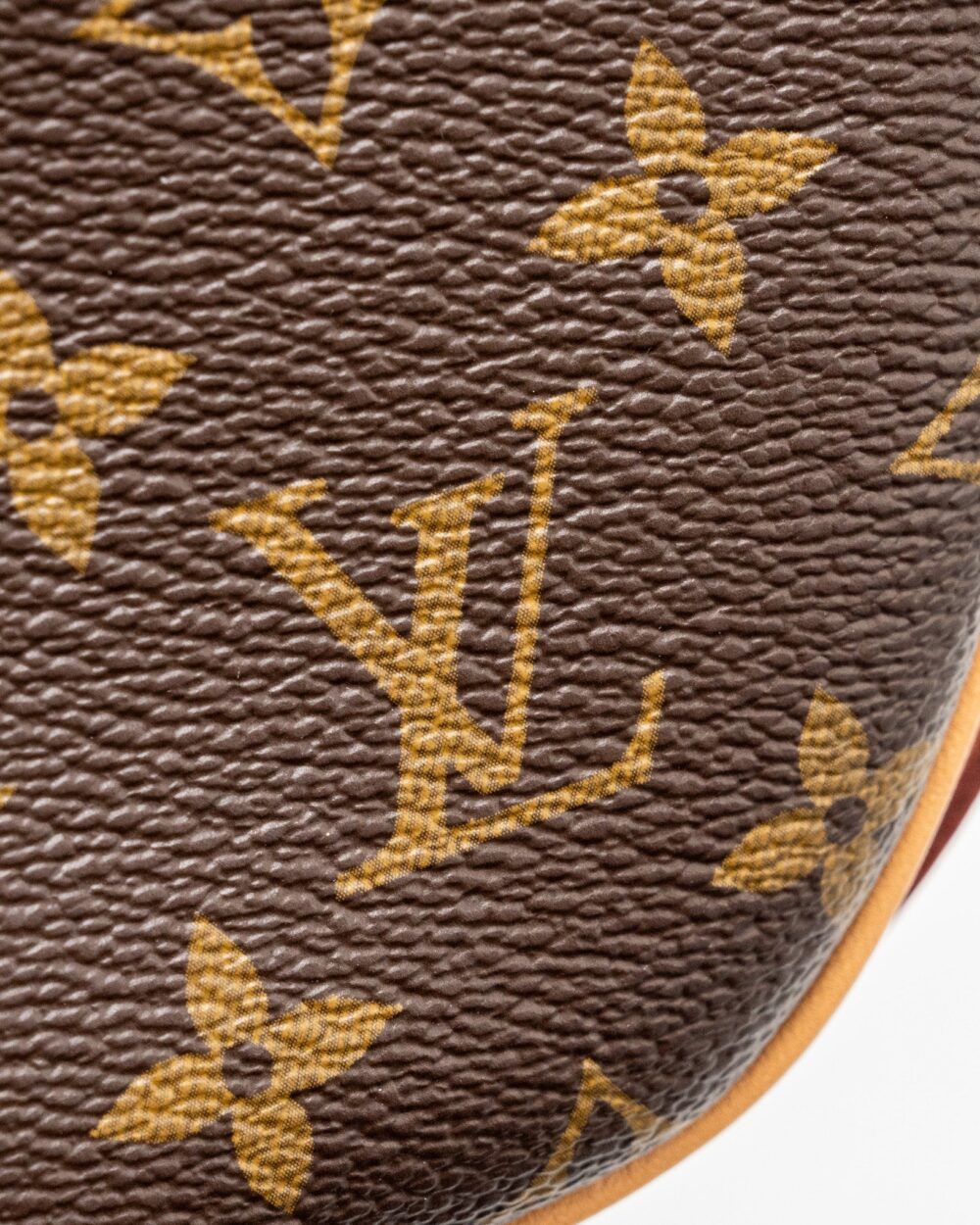 AAA Replica Louis Vuitton LV BOITE CHAPEAU SOUPLE PM MONOGRAM CANVAS GHW