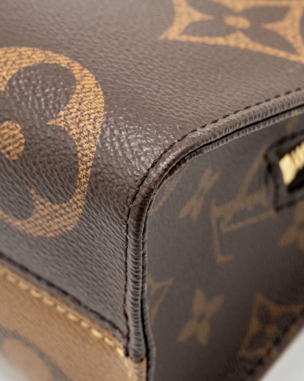 AAA Replica Louis Vuitton LV ONTHEGO EAST WEST MONOGRAM REVERSE GHW