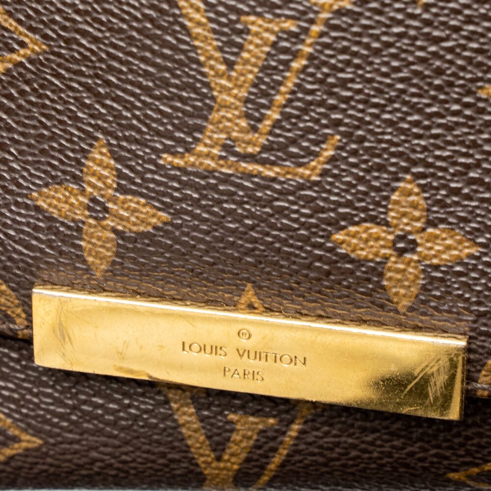 AAA Replica Louis Vuitton LV FAVOURITE PM BAG MONOGRAM CANVAS GHW