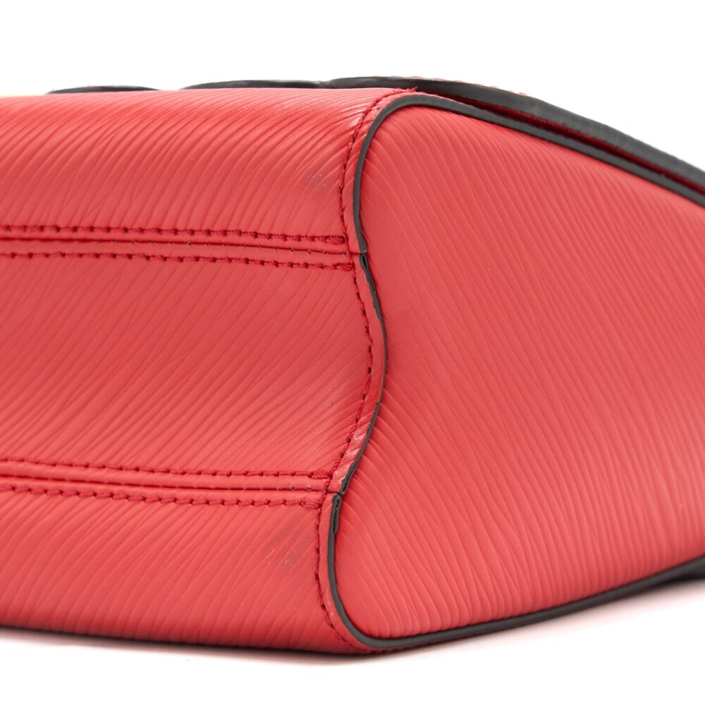 AAA Replica Louis Vuitton LV TWIST MM EPI RED GHW