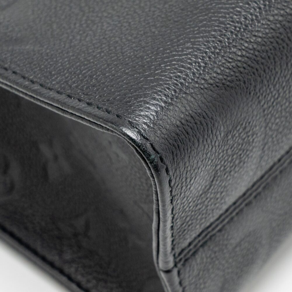 AAA Replica Louis Vuitton LV ONTHEGO PM MONOGRAM EMPREINTE LEATHER BLACK GHW