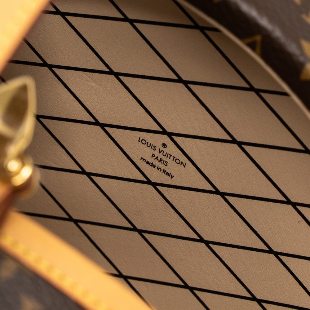 AAA Replica Louis Vuitton LV PETIT BOITE CHAPEAU MONOGRAM CANVAS GHW