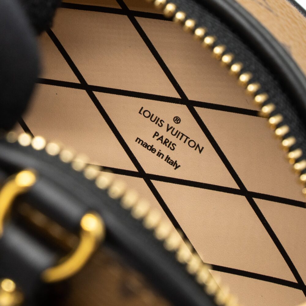 AAA Replica Louis Vuitton LV BOITE CHAPEAU NECKLACE/MINI CHAIN BAG MONOGRAM REVERSE CANVAS GHW
