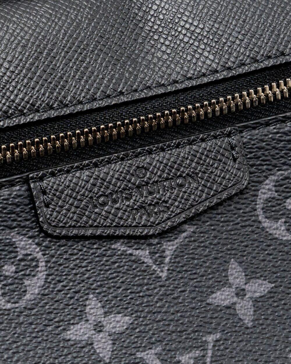 AAA Replica Louis Vuitton LV MESSENGER BAG MONOGRAM ECLIPSE SHW