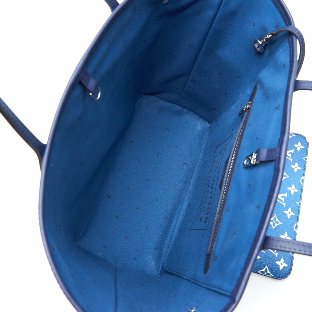 AAA Replica Louis Vuitton LV ESCALE TOTE MONOGRAM IN BLUE