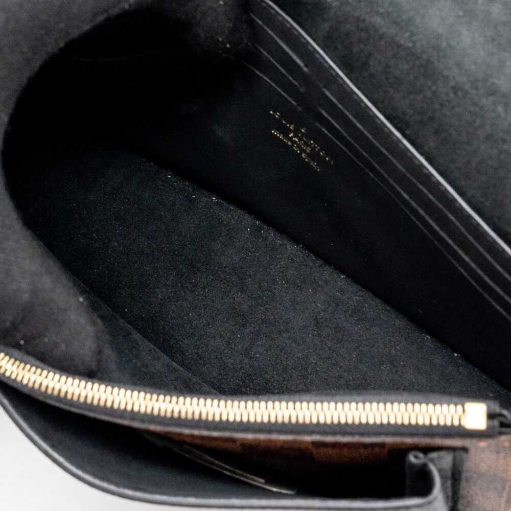 AAA Replica Louis Vuitton LV VAVIN CHAIN WALLET DAMIER EBENE/BLACK GHW (NEW VERSION)