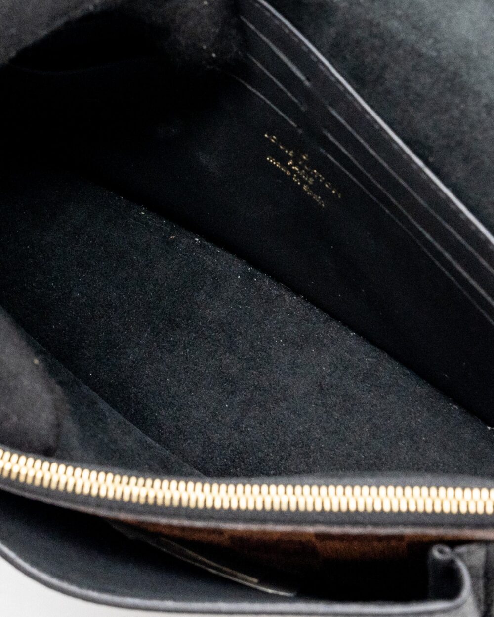 AAA Replica Louis Vuitton LV VAVIN CHAIN WALLET DAMIER EBENE/BLACK GHW (NEW VERSION)