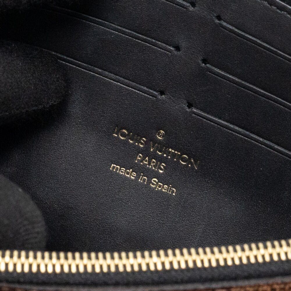 AAA Replica Louis Vuitton LV VAVIN CHAIN WALLET DAMIER EBENE/BLACK GHW (NEW VERSION)