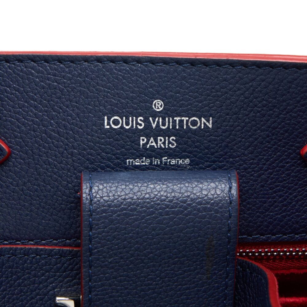 AAA Replica Louis Vuitton LV LOCKME BUCKET BAG CALFSKIN DARK BLUE SHW