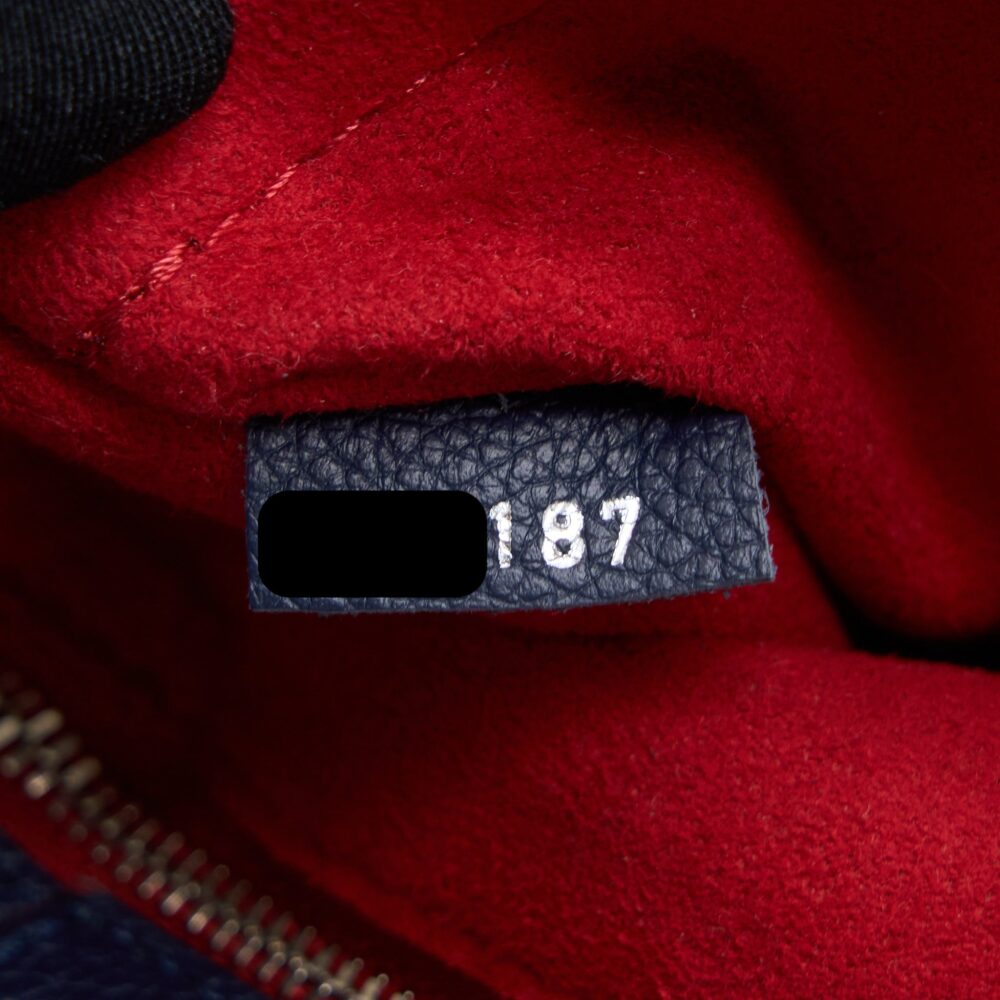 AAA Replica Louis Vuitton LV LOCKME BUCKET BAG CALFSKIN DARK BLUE SHW