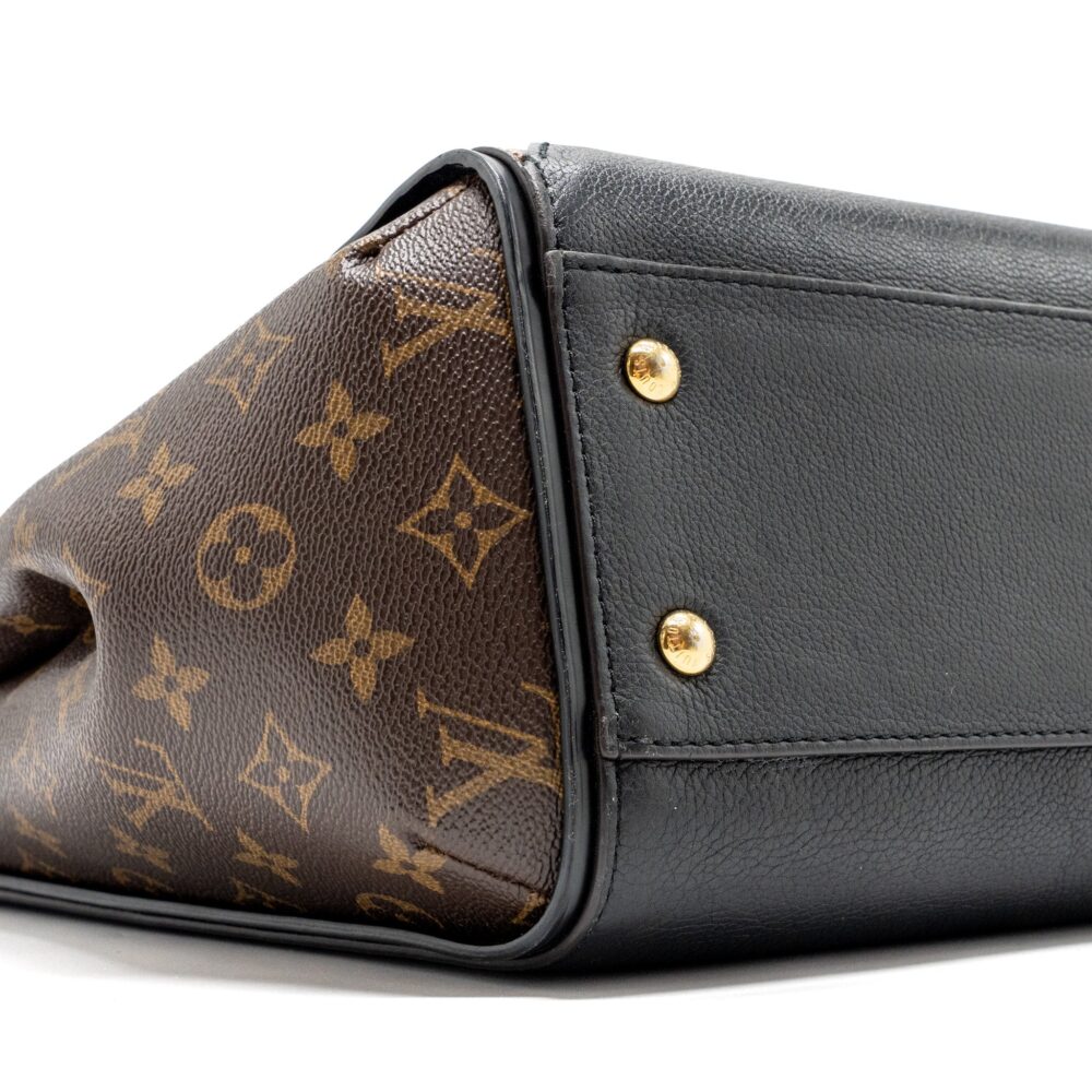 AAA Replica Louis Vuitton LV KIMONO TOTE BAG LEATHER / MONOGRAM CANVAS GHW