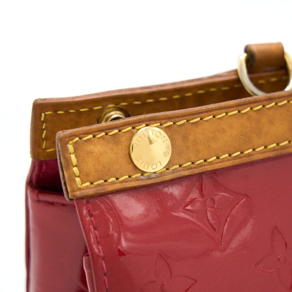 AAA Replica Louis Vuitton LV ROXBURY DRIVE MONOGRAM VERNIS RED GHW