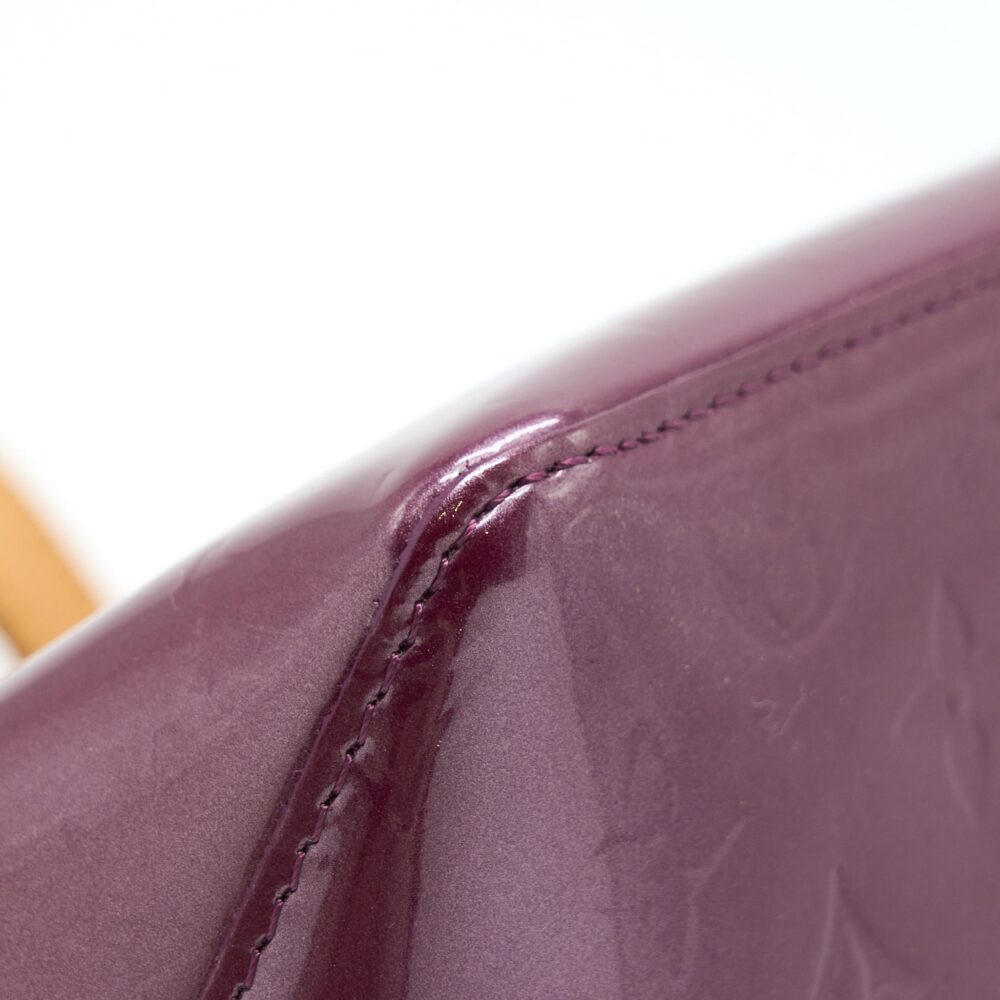 AAA Replica Louis Vuitton LV BELLEVUE PM MONOGRAM VERNIS VIOLETTE GHW