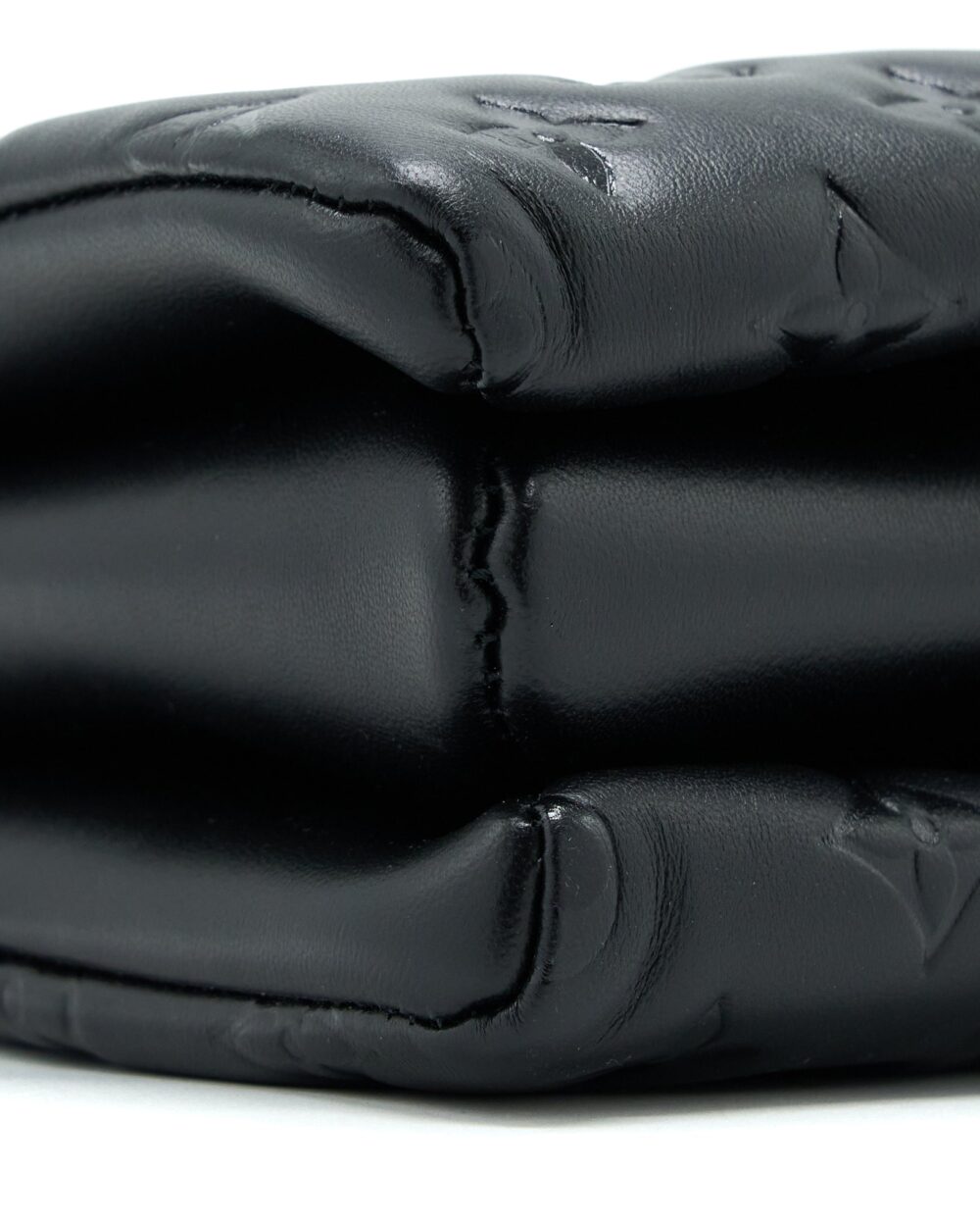 AAA Replica Louis Vuitton LV COUSSIN PM LAMBSKIN BLACK GHW (NEW VERISON)