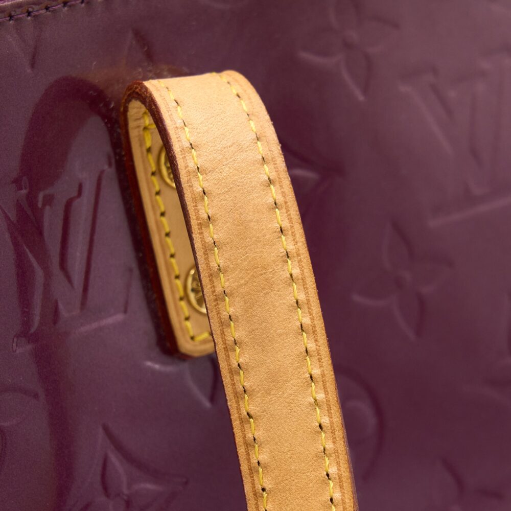 AAA Replica Louis Vuitton LV BELLEVUE PM MONOGRAM VERNIS VIOLETTE GHW