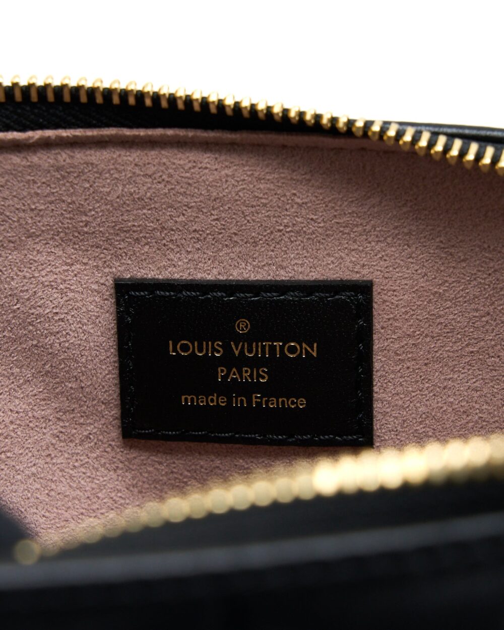 AAA Replica Louis Vuitton LV COUSSIN PM LAMBSKIN BLACK GHW (NEW VERISON)