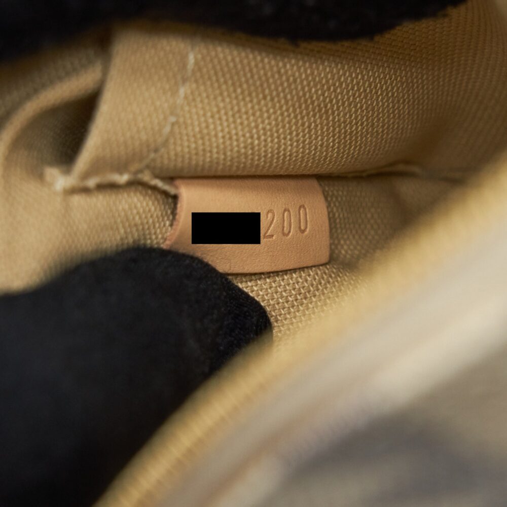 AAA Replica Louis Vuitton LV POCHETTE ACCESSORIES DAMIER AZUR CANVAS