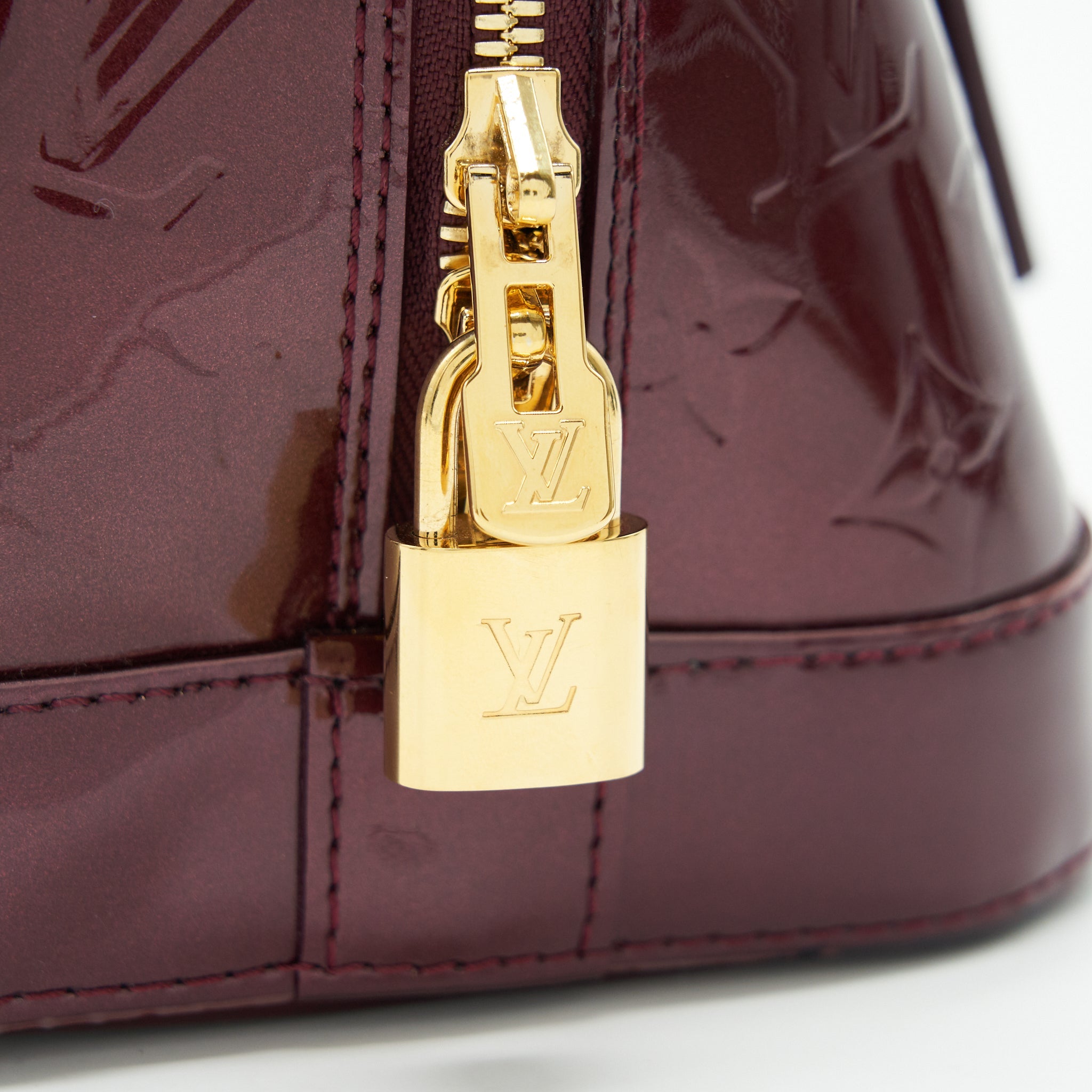 AAA Replica Louis Vuitton LV ALMA PM PATENT LEATHER AMARANTE GHW