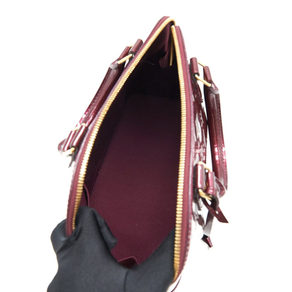 AAA Replica Louis Vuitton LV ALMA PM PATENT LEATHER AMARANTE GHW