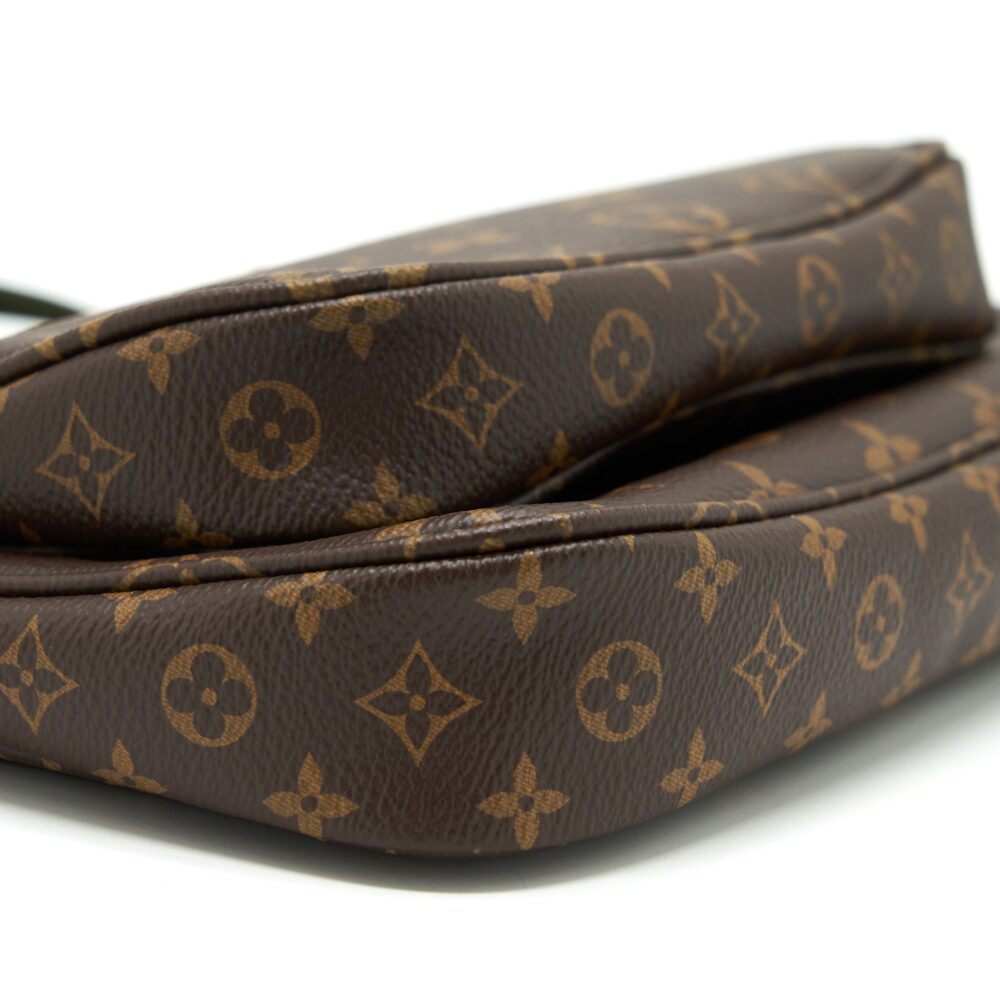 AAA Replica Louis Vuitton LV MULTI POCHETTE WITH KHAKI STRAP