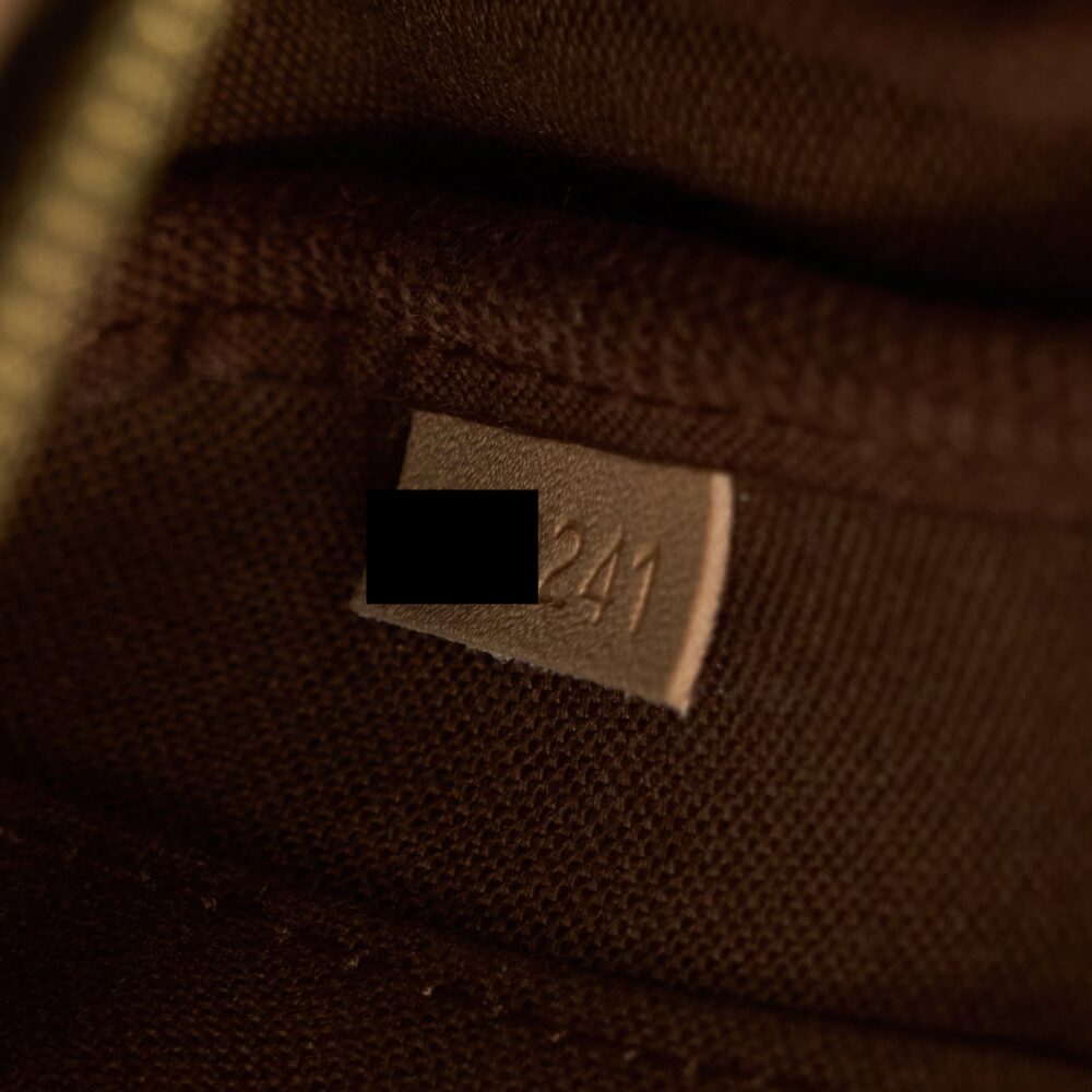 AAA Replica Louis Vuitton LV MULTI POCHETTE WITH KHAKI STRAP