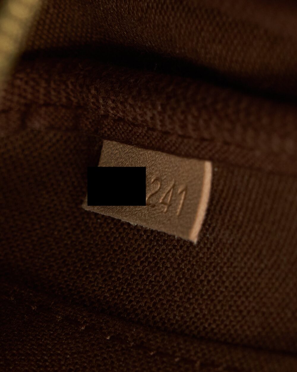 AAA Replica Louis Vuitton LV MULTI POCHETTE WITH KHAKI STRAP