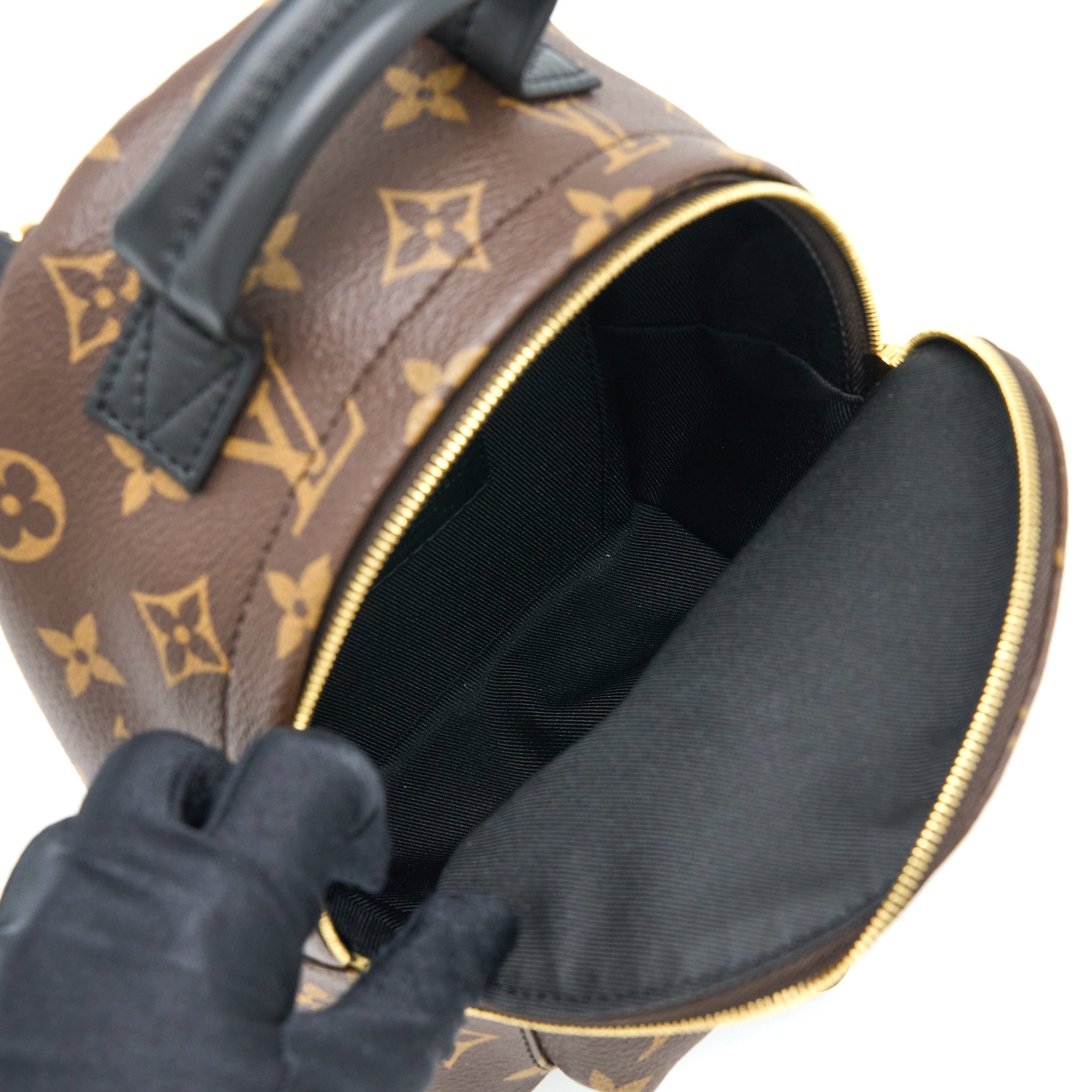 AAA Replica Louis Vuitton LV PALM SPRINGS MINI BACKPACK MONOGRAM CANVAS GHW (NEW VERSION)