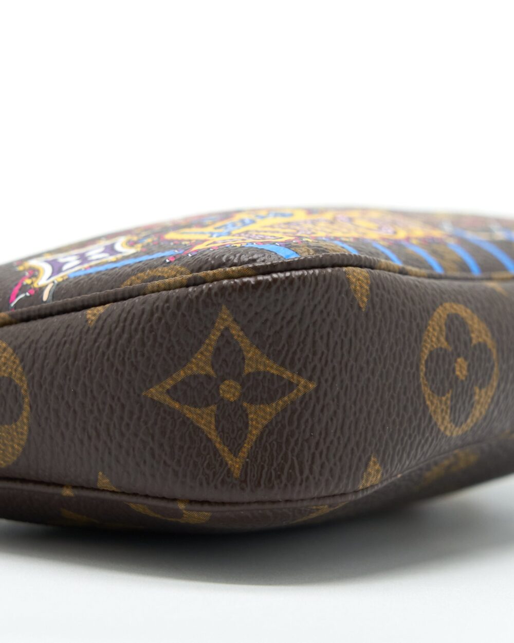 AAA Replica Louis Vuitton LV MINI POCHETTE LIMITED EDITION MONOGRAM CANVAS GHW