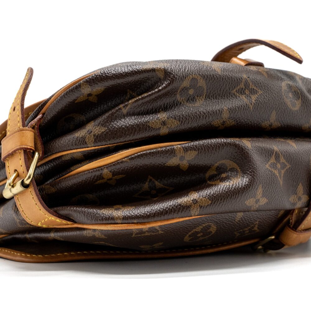 AAA Replica Louis Vuitton LV VINTAGE SAUMUR BAG MONOGRAM CANVAS GHW
