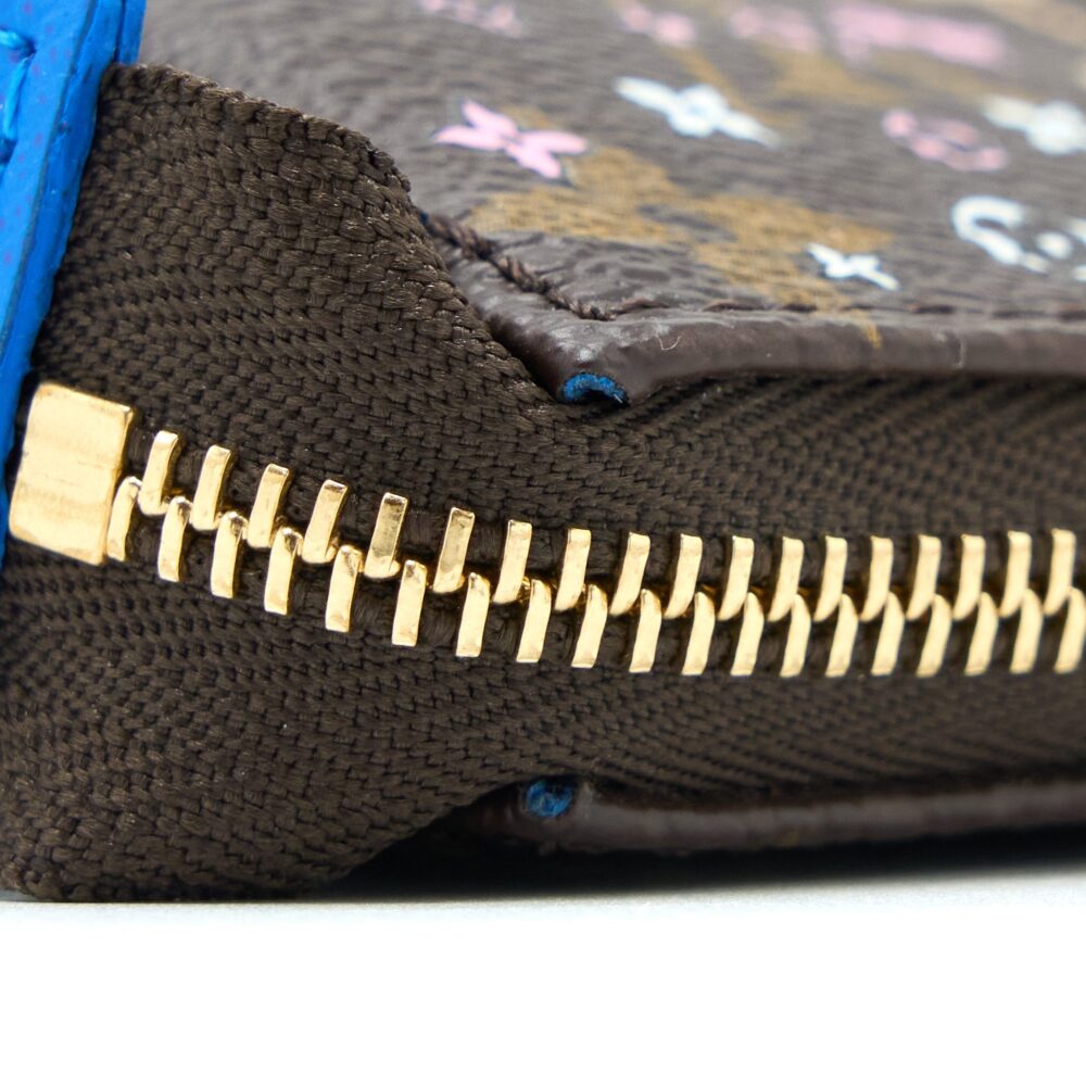AAA Replica Louis Vuitton LV MINI POCHETTE ACCESSORIES LIMITED EDITION MONOGRAM CANVAS GHW